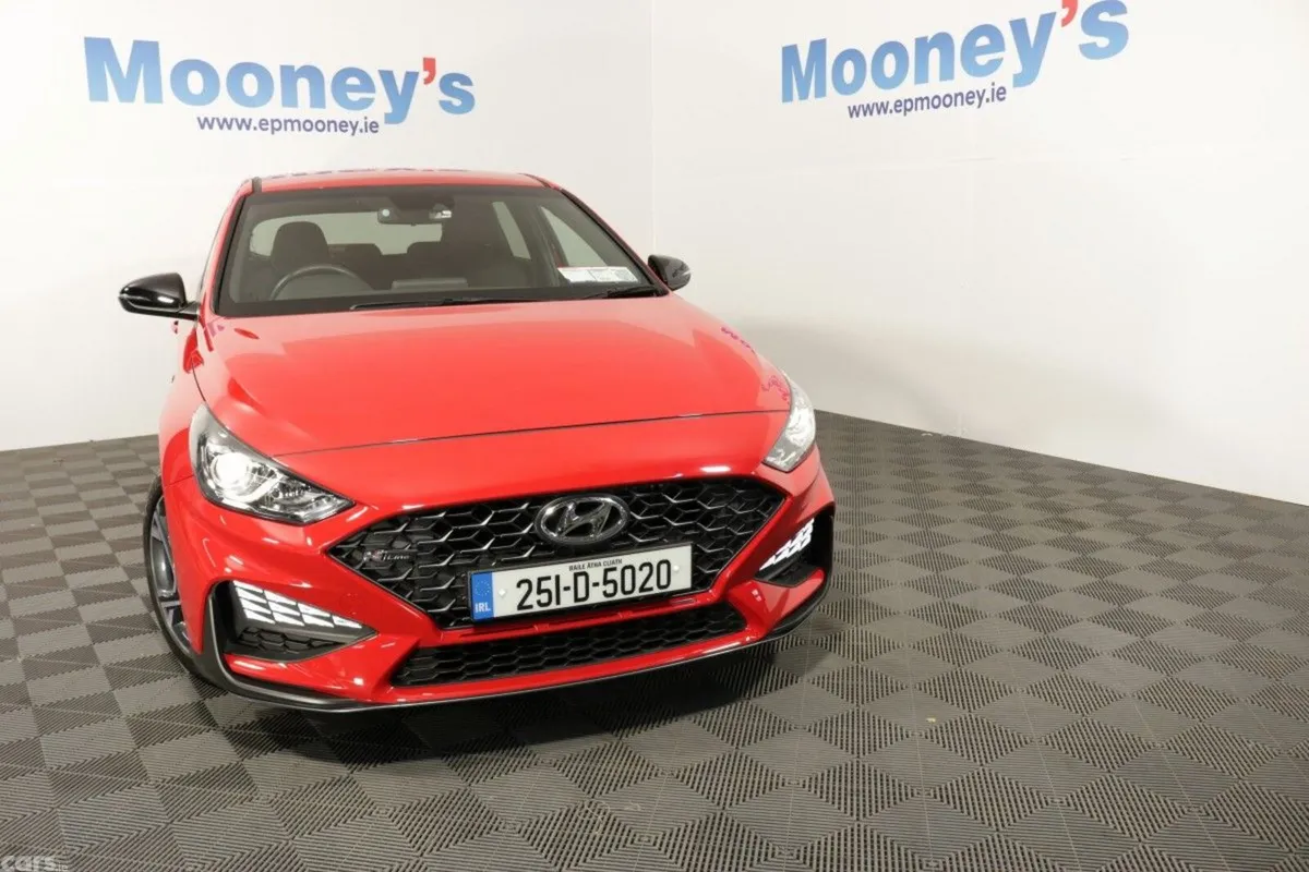 Hyundai i30 Hatchback, Petrol, 2025, Red