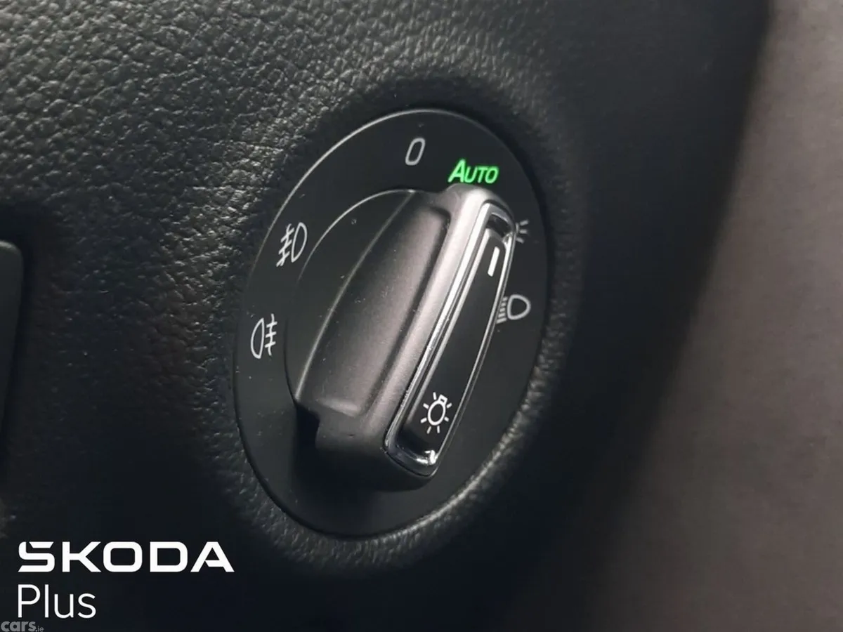 Skoda Superb Saloon, Diesel, 2024, Grey