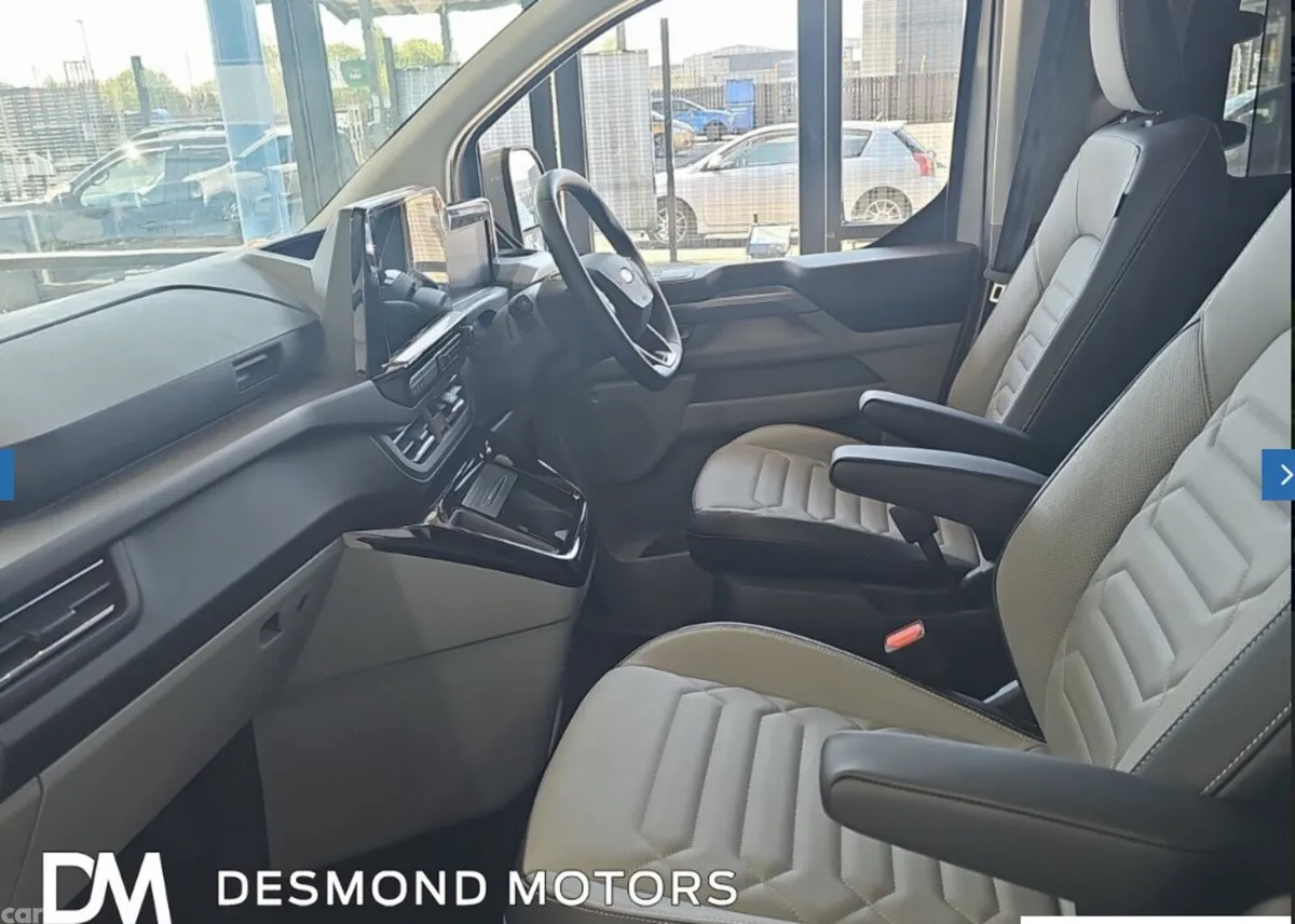 Ford Tourneo MPV, Electric, 2026, Grey