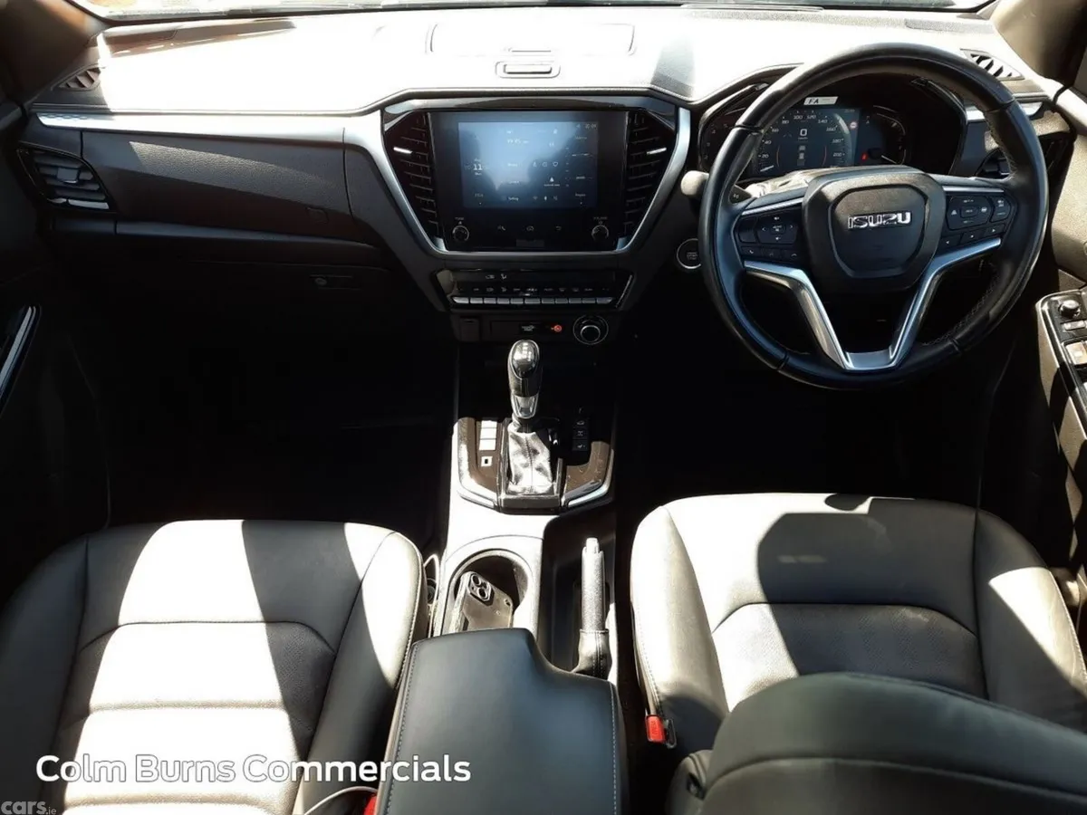 Isuzu D-Max MPV, Diesel, 2025, Black