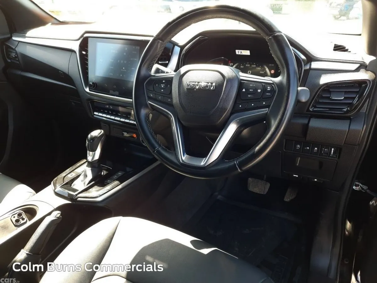 Isuzu D-Max MPV, Diesel, 2025, Black