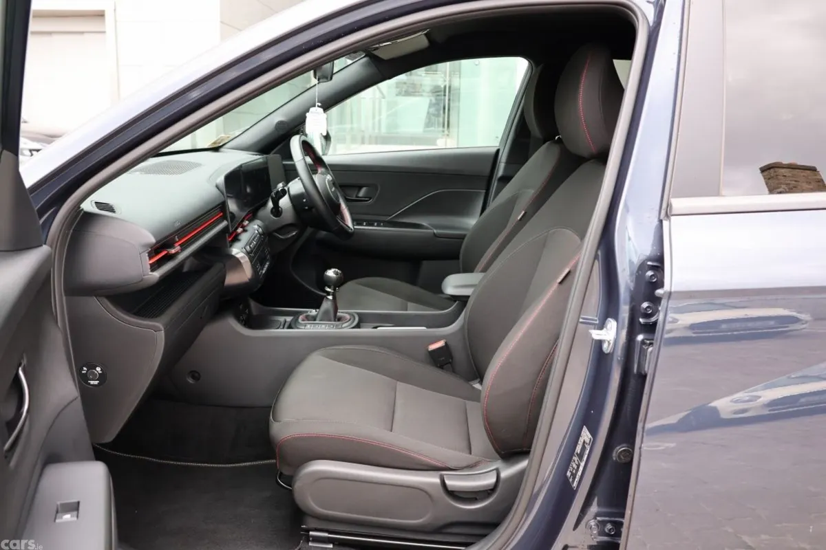 Hyundai KONA MPV, Petrol, 2023, Blue