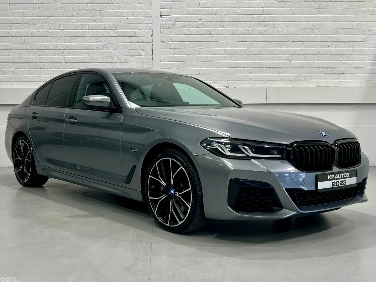BMW 5-Series Saloon, Petrol Plug-in Hybrid, 2023, Grey