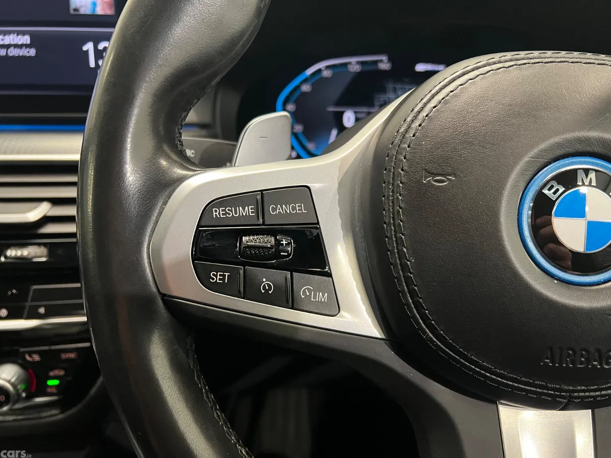 BMW 5-Series Saloon, Petrol Plug-in Hybrid, 2023, Grey