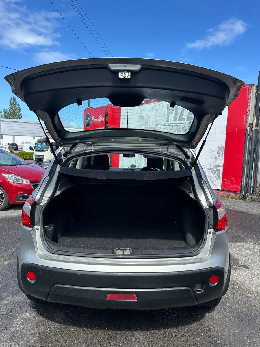 Nissan Qashqai MPV, Diesel, 2013, Silver