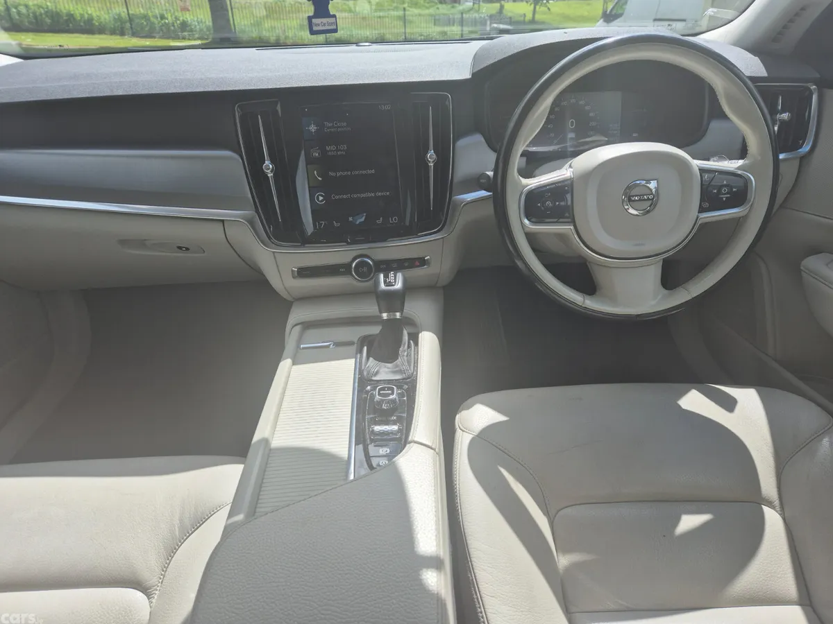 Volvo V90 Estate, Diesel, 2017, Grey
