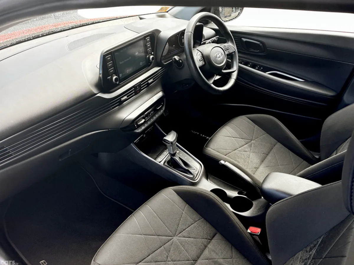 Hyundai Bayon Estate/Jeep, Petrol, 2024, Red
