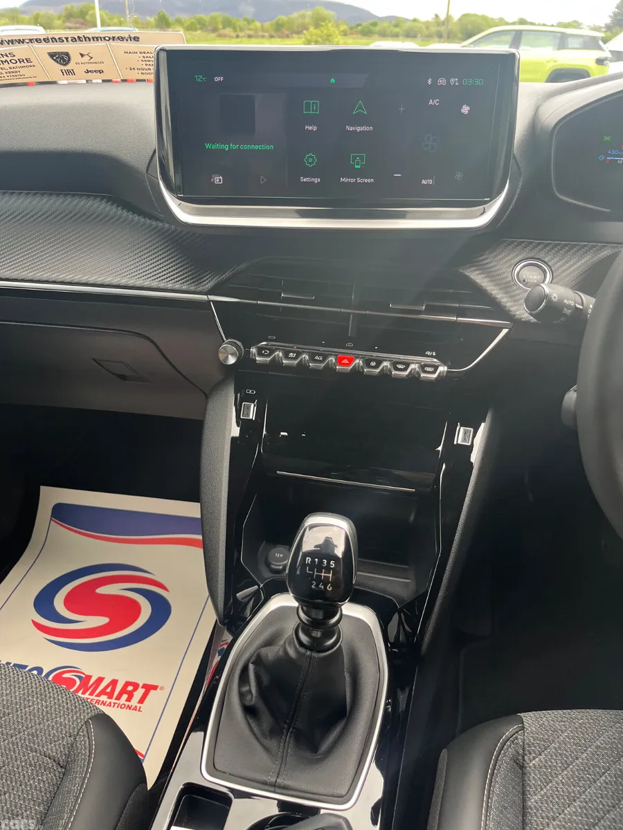 Peugeot 2008 MPV, Petrol, 2024, Black