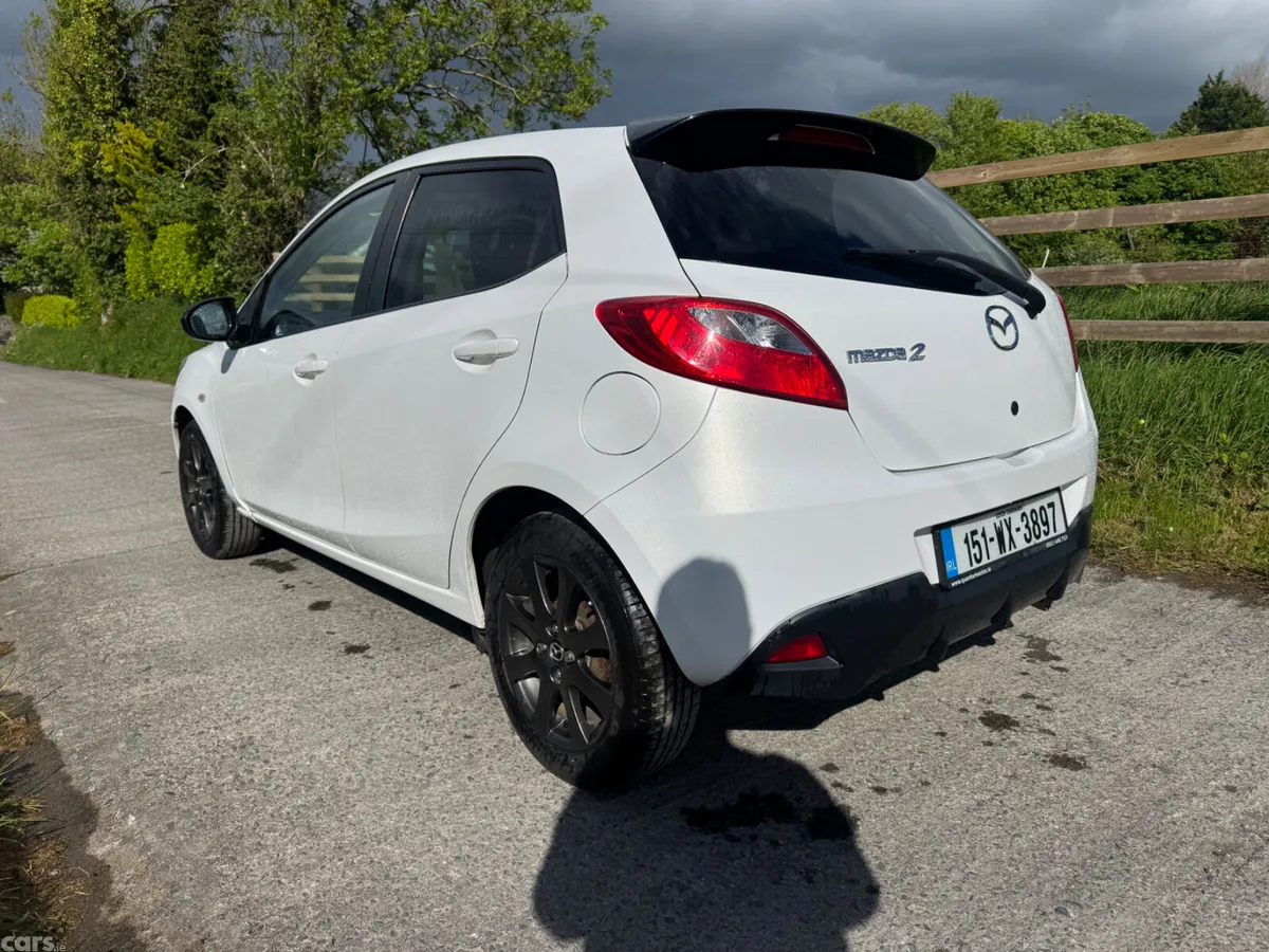 Mazda Mazda2 Hatchback, Petrol, 2015, White