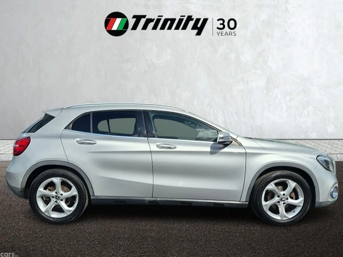 Mercedes-Benz GLA SUV, Petrol, 2018, Silver