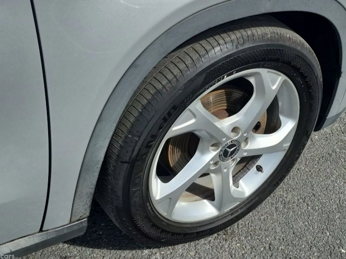 Mercedes-Benz GLA SUV, Petrol, 2018, Silver