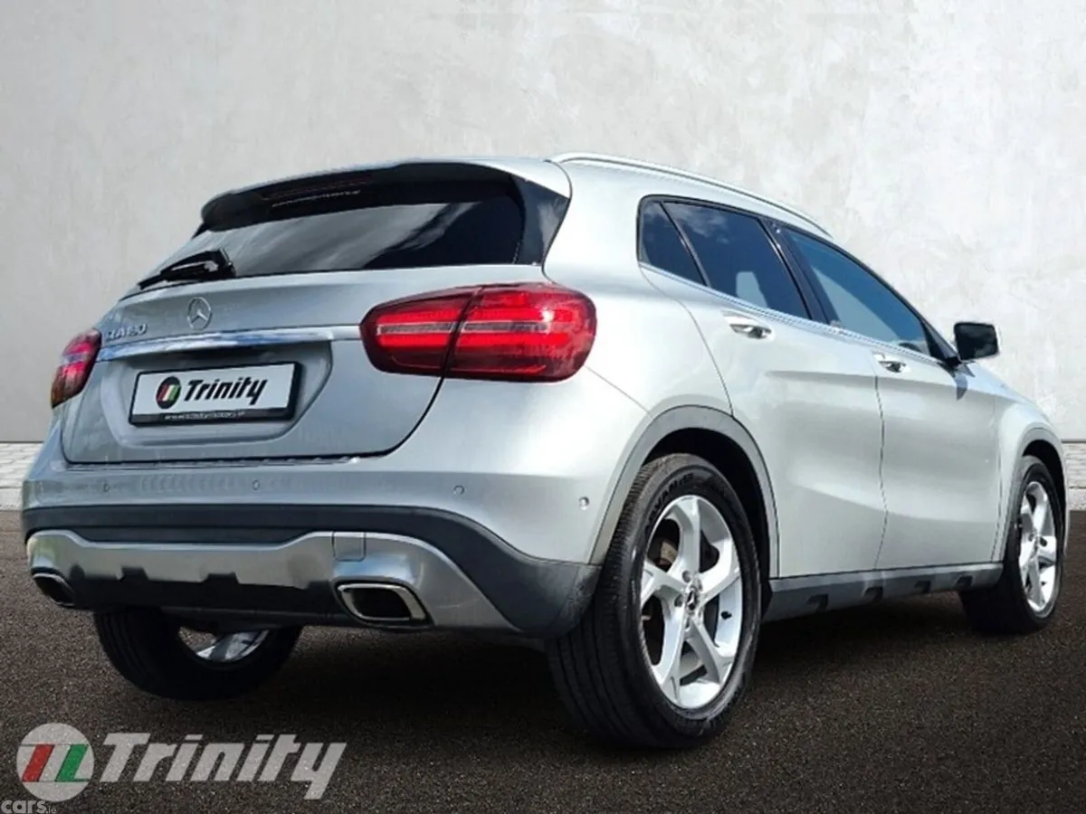 Mercedes-Benz GLA SUV, Petrol, 2018, Silver