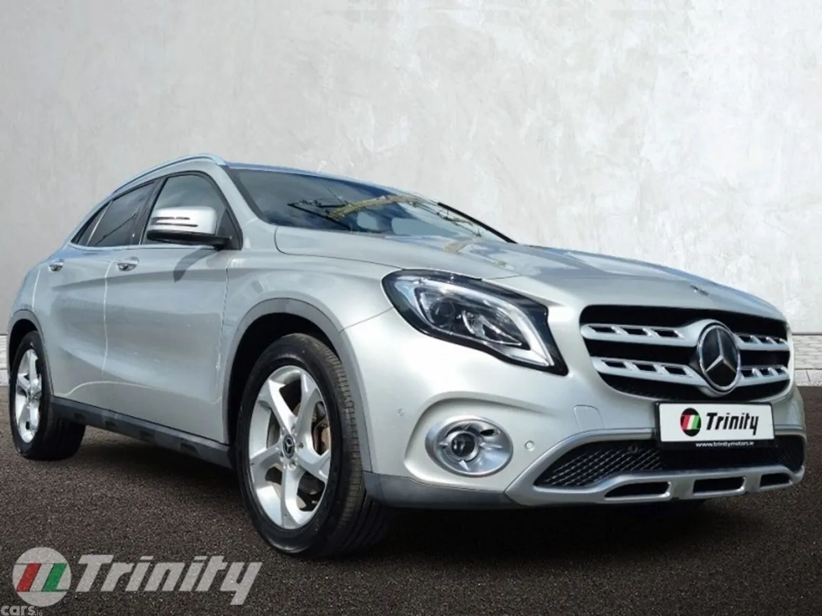 Mercedes-Benz GLA SUV, Petrol, 2018, Silver