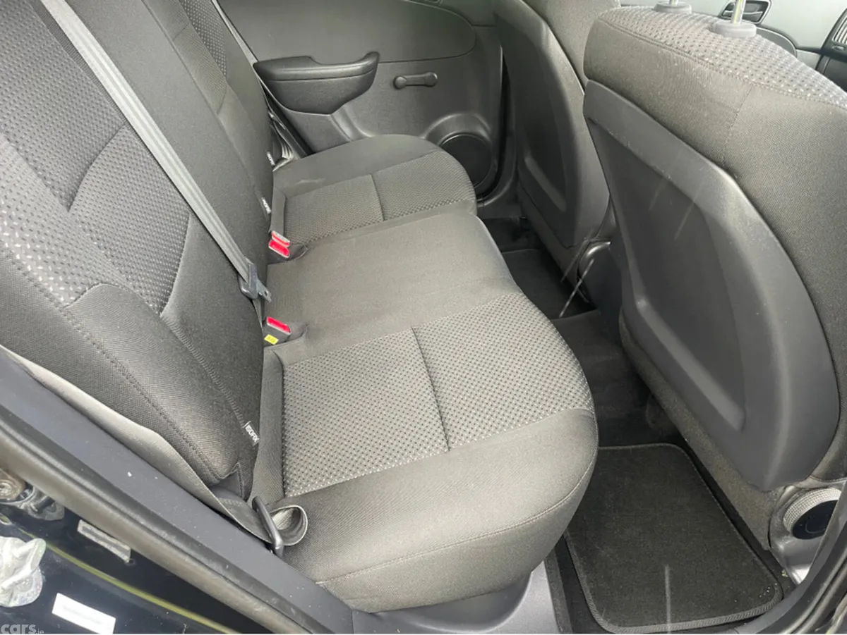Hyundai i30 Hatchback, Diesel, 2011, Black
