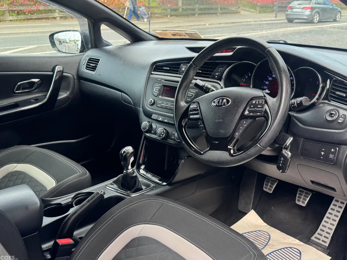 Kia Ceed Hatchback, Diesel, 2018, Black