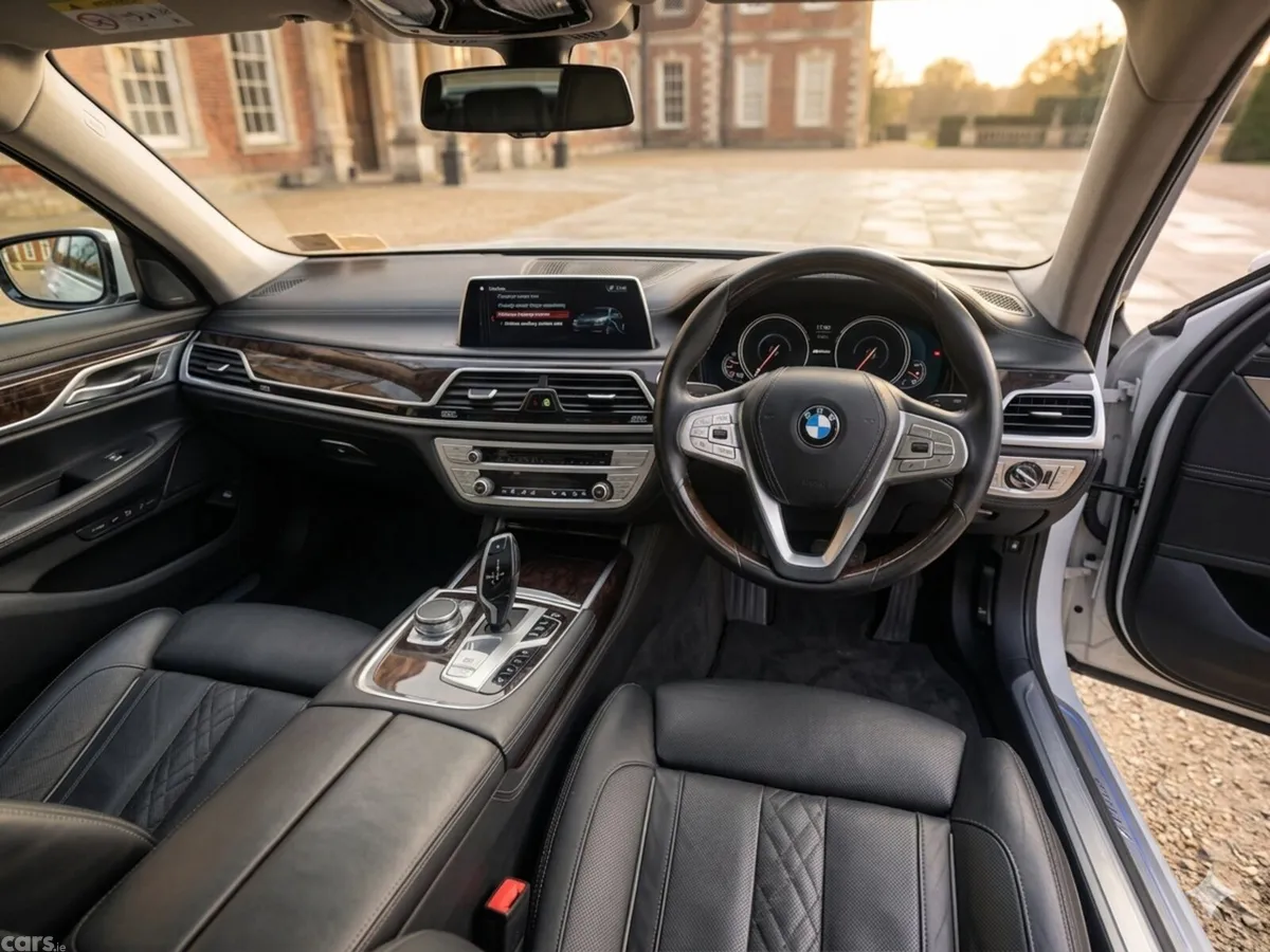BMW 7-Series Saloon, Petrol Plug-in Hybrid, 2017, White