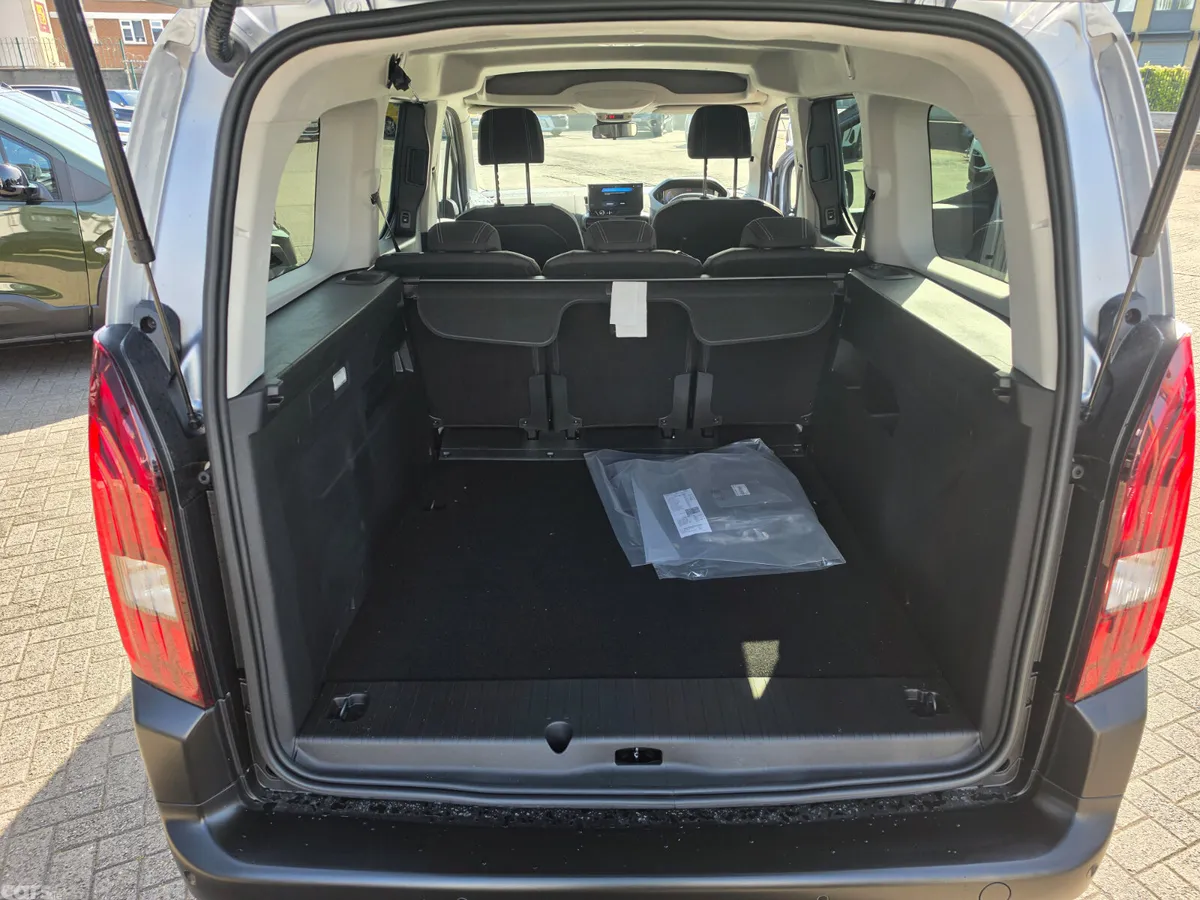 Peugeot Rifter MPV, Diesel, 2026, Grey