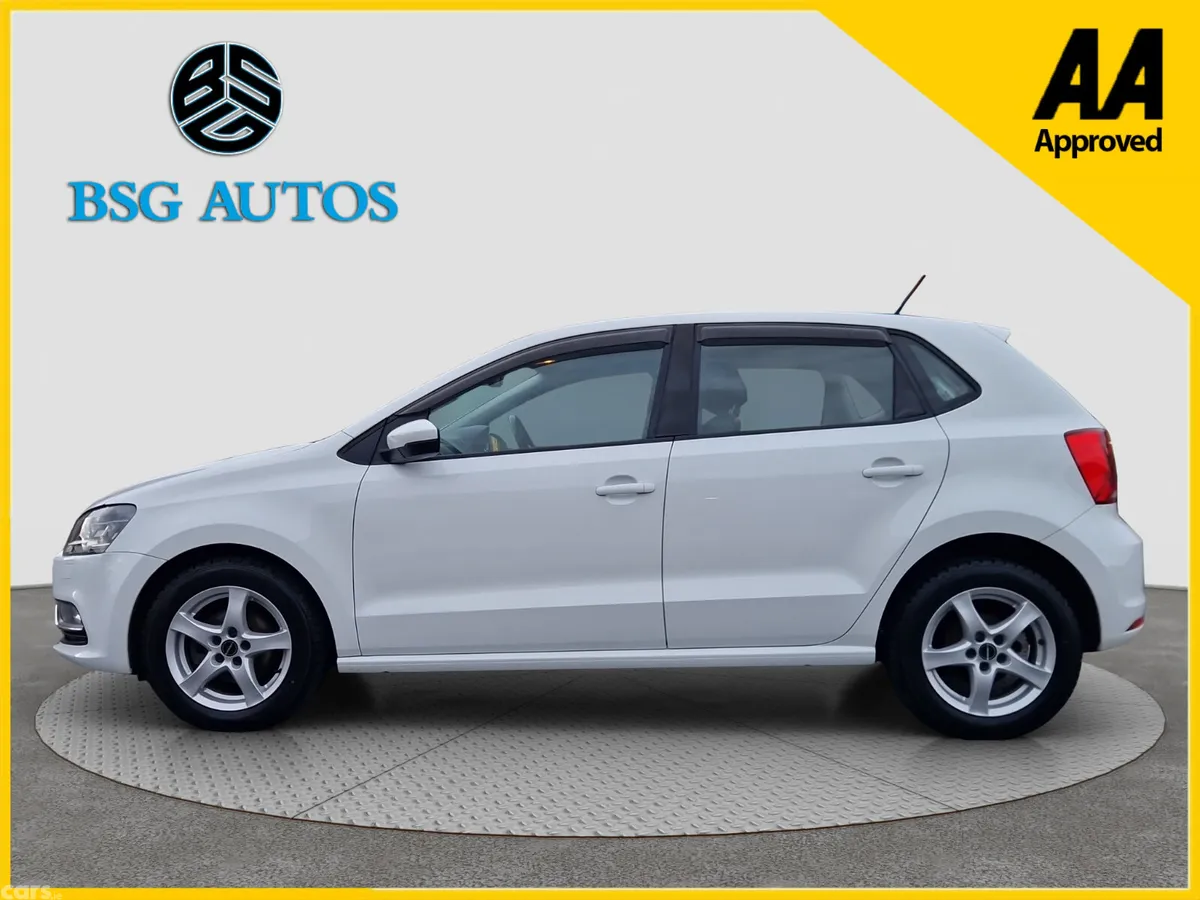 Volkswagen Polo Hatchback, Petrol, 2017, White