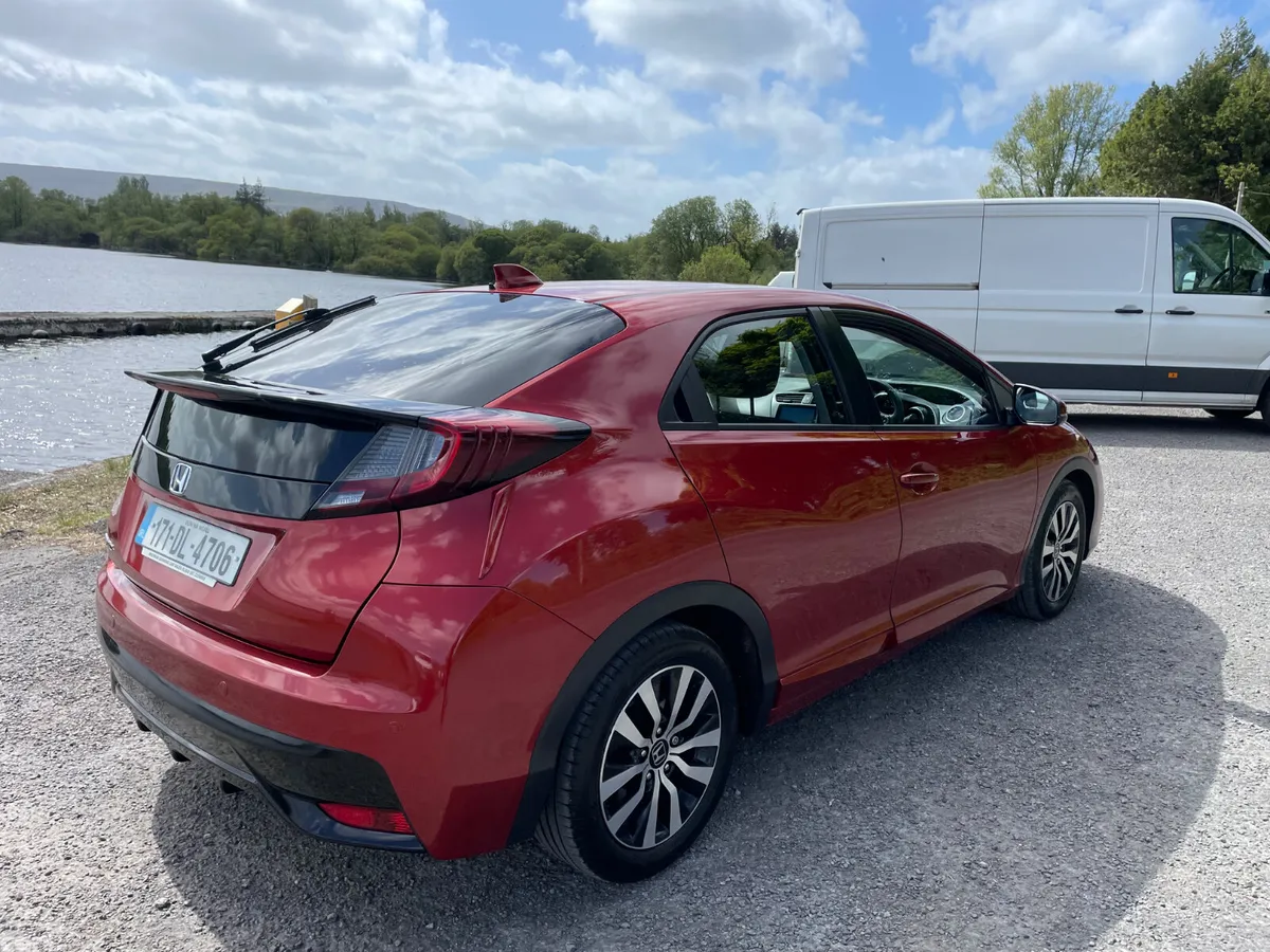 Honda Civic Hatchback, Diesel, 2017, Red