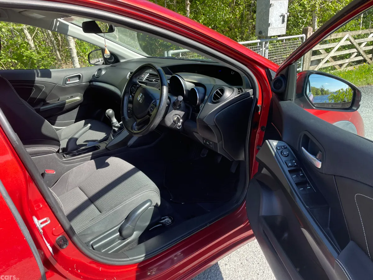 Honda Civic Hatchback, Diesel, 2017, Red