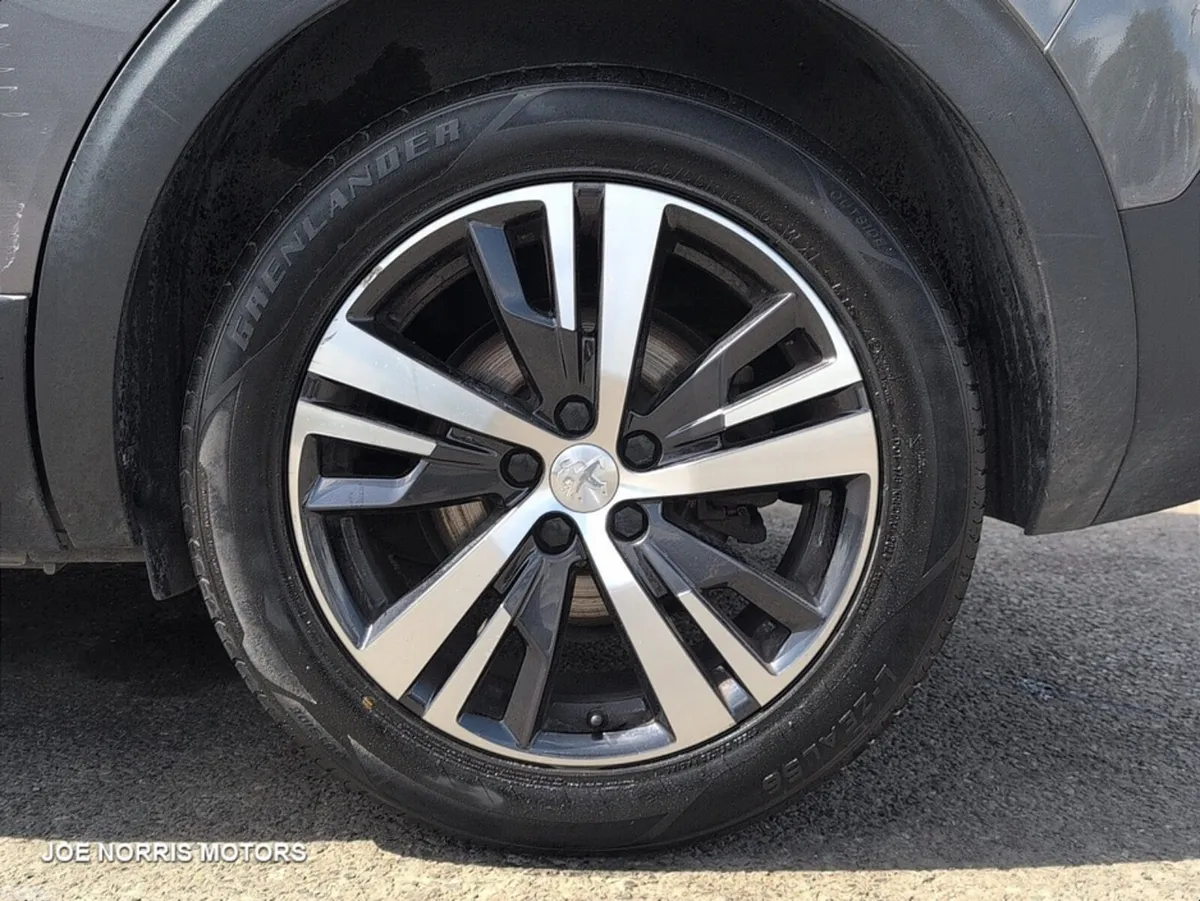 Peugeot 5008 SUV, Diesel, 2020, Grey