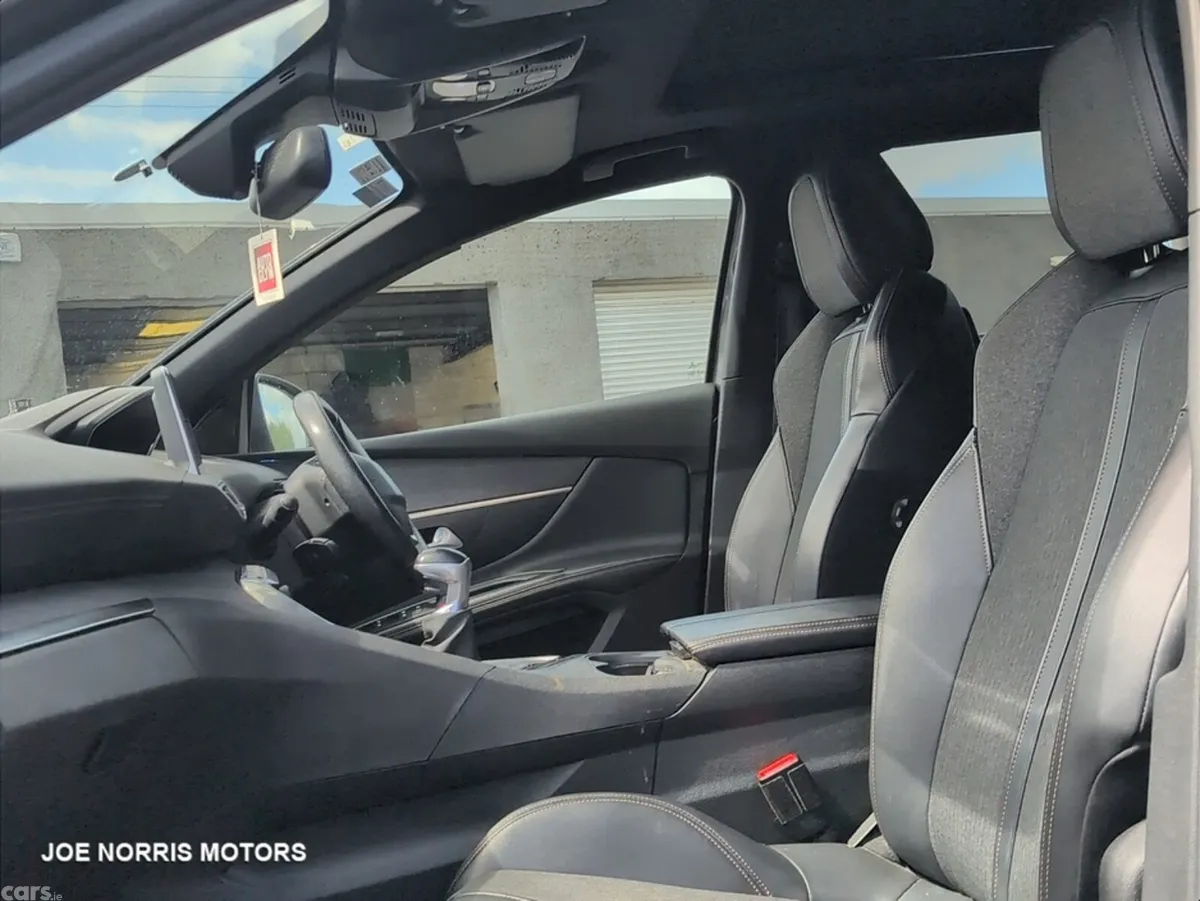 Peugeot 5008 SUV, Diesel, 2020, Grey