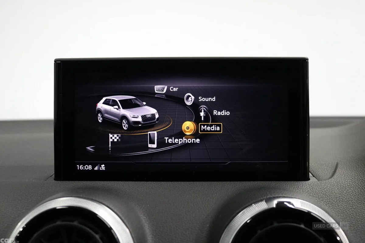 Audi Q2 SUV, Petrol, 2023, Blue