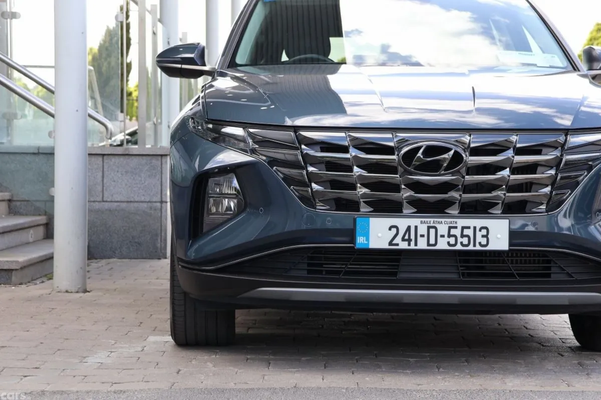 Hyundai Tucson SUV, Petrol Hybrid, 2024, Blue