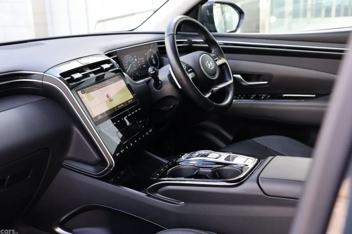Hyundai Tucson SUV, Petrol Hybrid, 2024, Blue