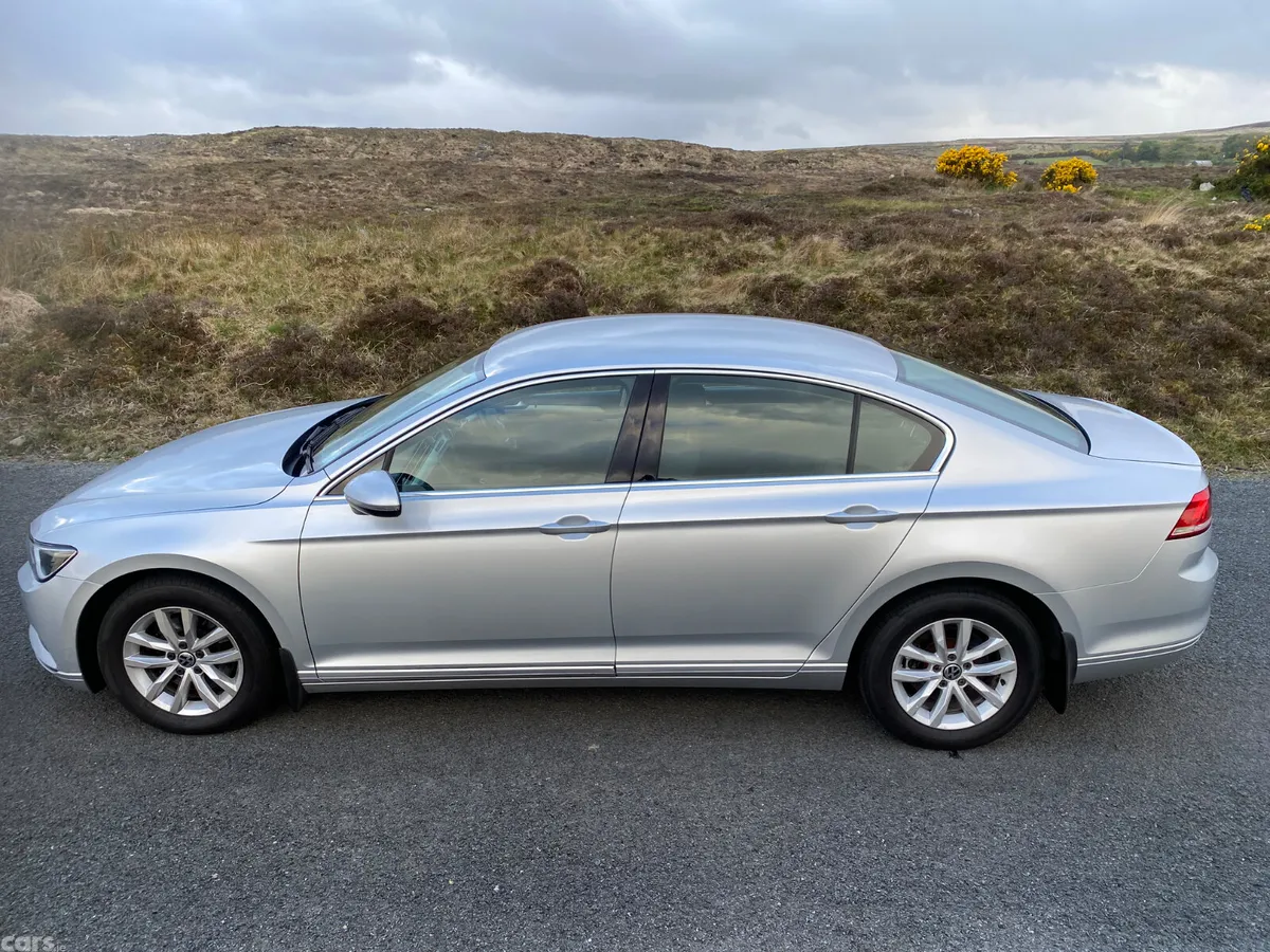 Volkswagen Passat Saloon, Diesel, 2015, Silver
