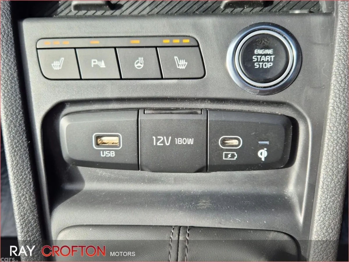 Kia Stonic Estate, Petrol Hybrid, 2026, Grey