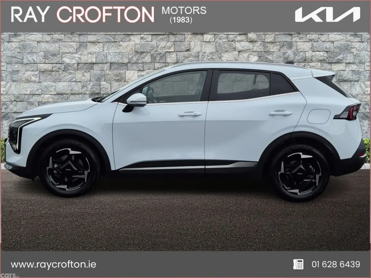 Kia Sportage SUV, Diesel Hybrid, 2026, White