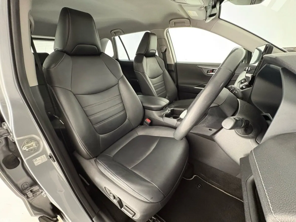 Toyota RAV4 SUV, Petrol Hybrid, 2023, Silver