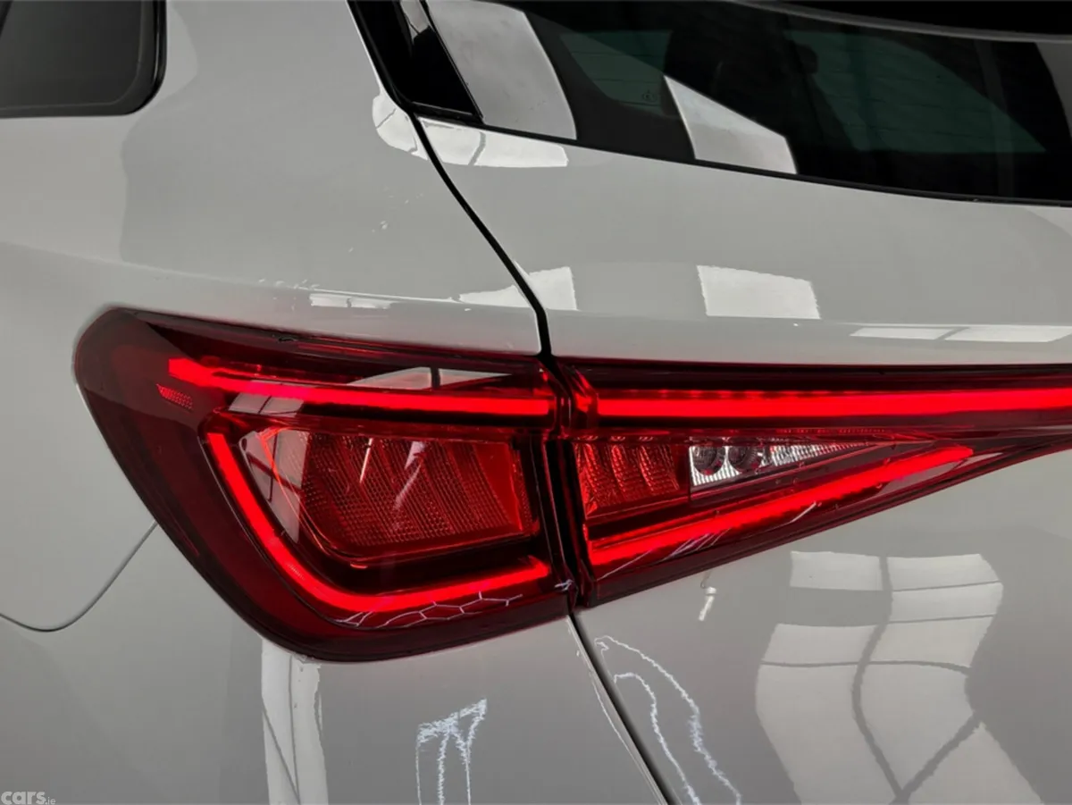 Cupra Leon Estate, Diesel, 2024, White