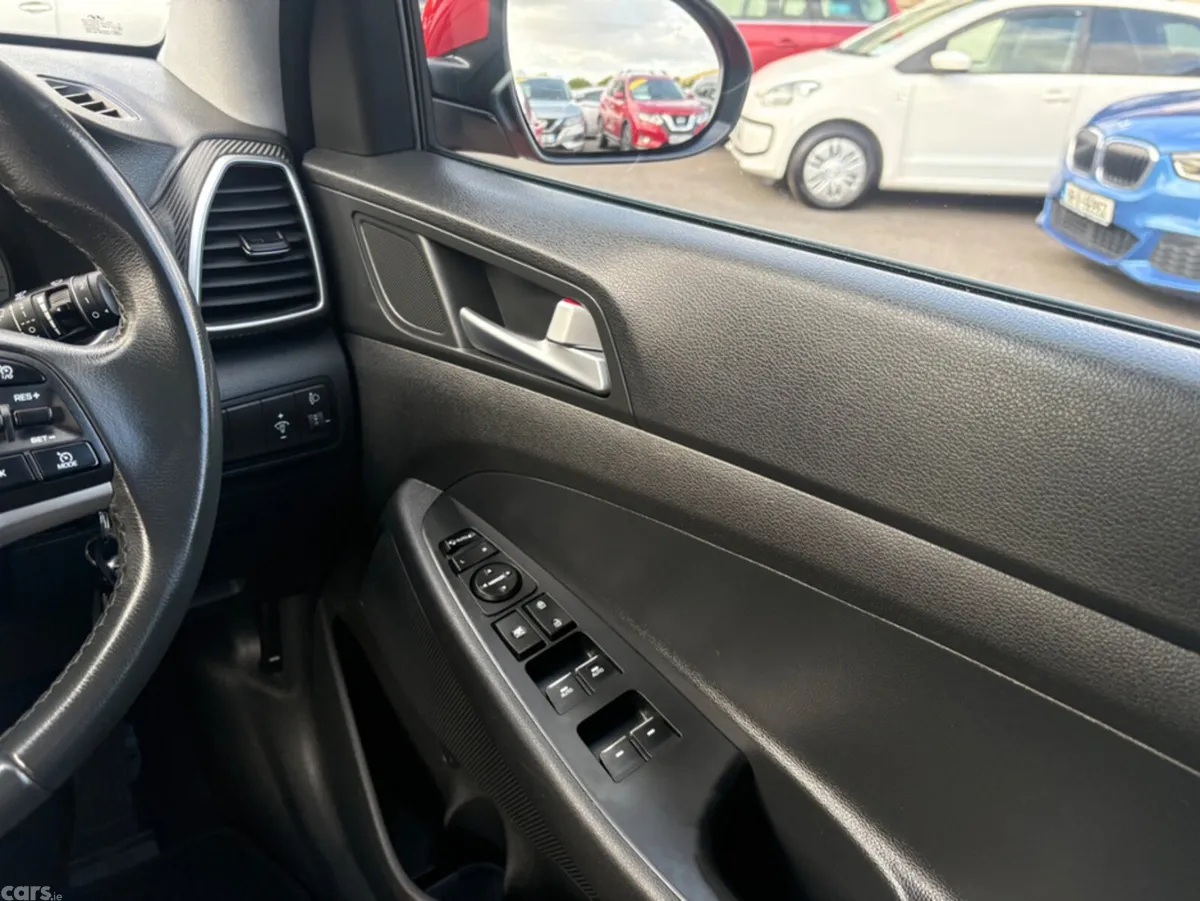 Hyundai Tucson SUV, Diesel, 2019, Red