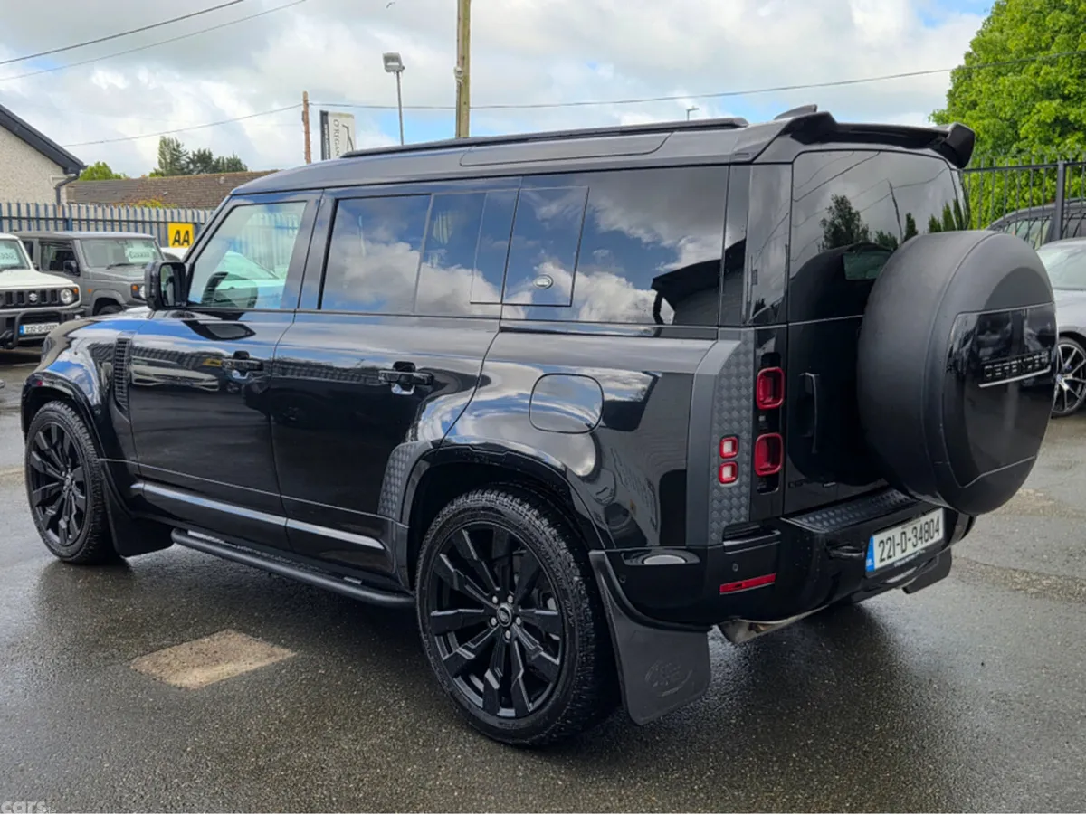 Land Rover Defender Estate, Petrol Plug-in Hybrid, 2022, Black