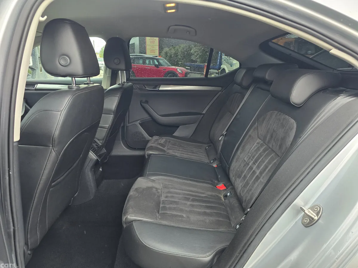 Skoda Superb Saloon, Diesel, 2016, Silver