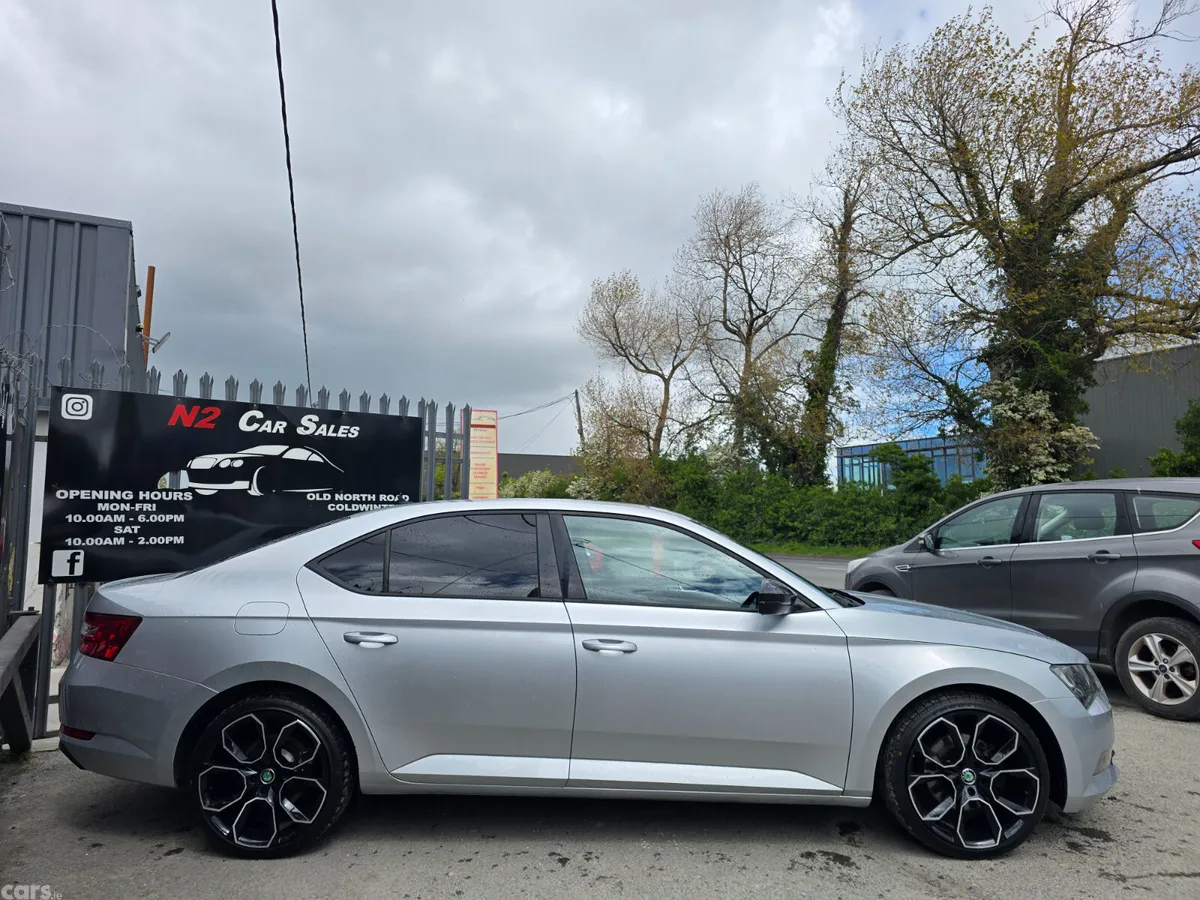 Skoda Superb Saloon, Diesel, 2016, Silver