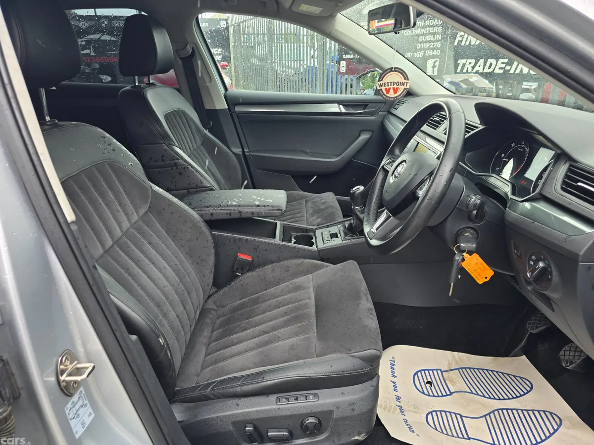 Skoda Superb Saloon, Diesel, 2016, Silver