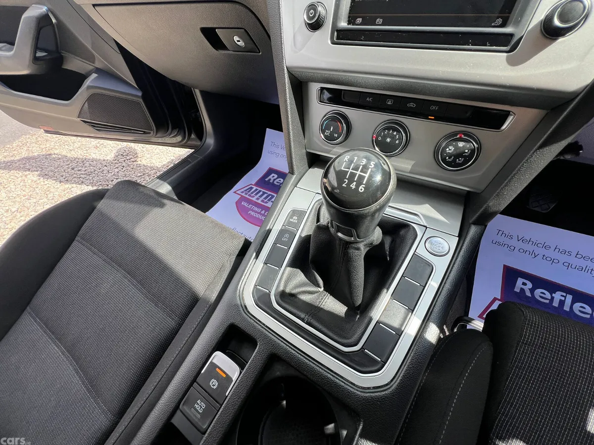 Volkswagen Passat Saloon, Diesel, 2016, Blue