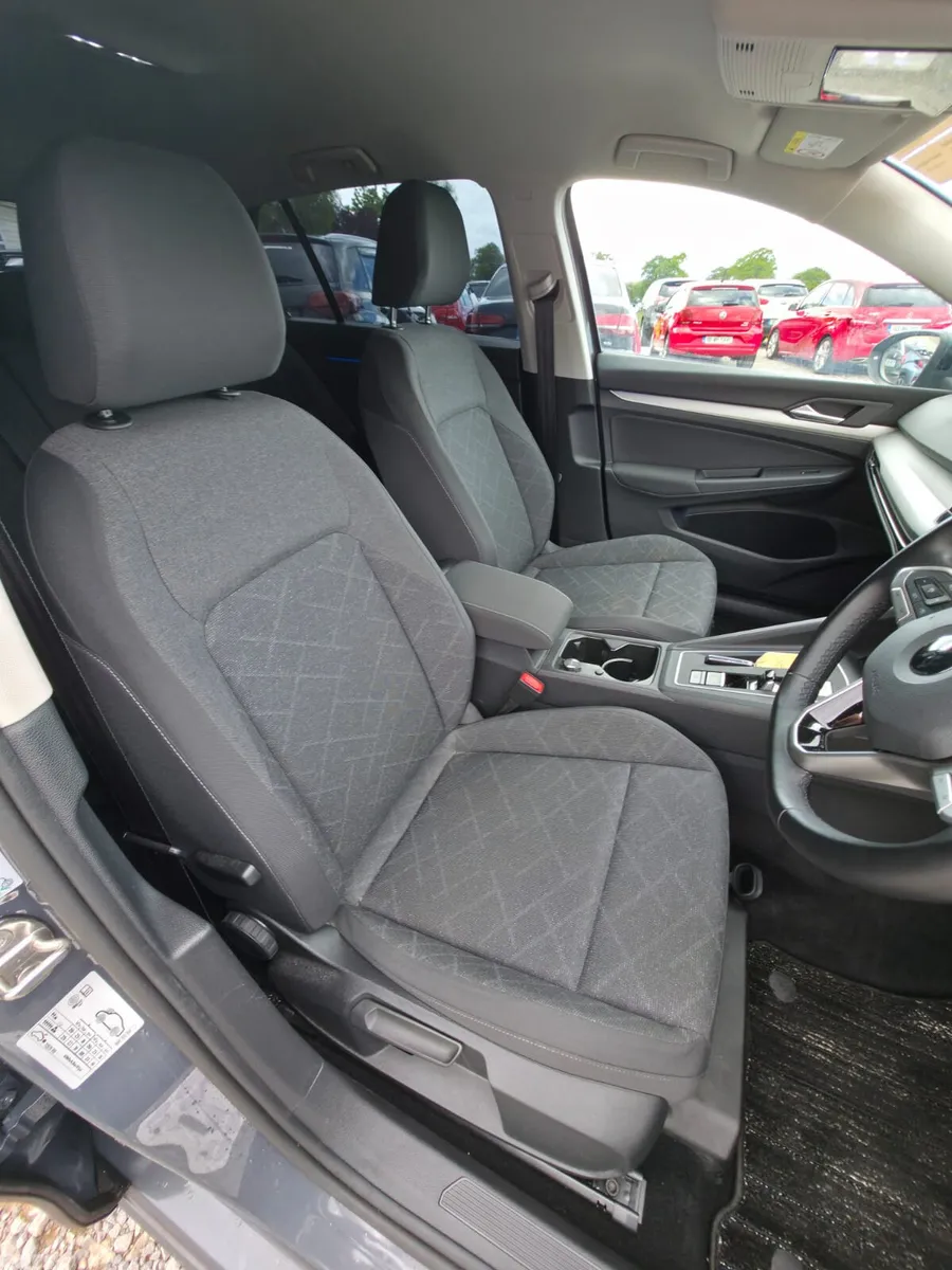 Volkswagen Golf Hatchback, Petrol Hybrid, 2022, Grey
