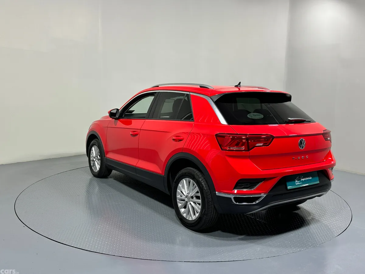 Volkswagen T-Roc SUV, Diesel, 2020, Red