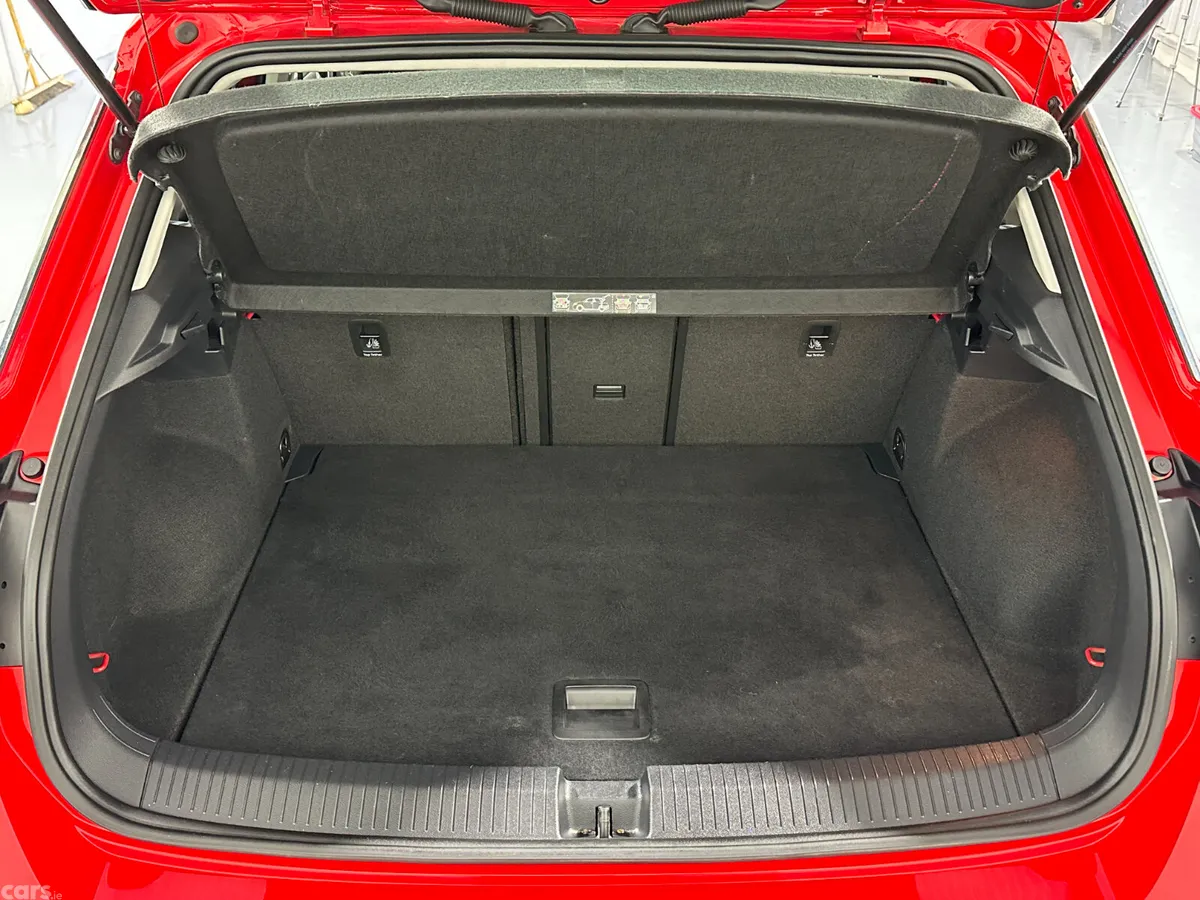 Volkswagen T-Roc SUV, Diesel, 2020, Red