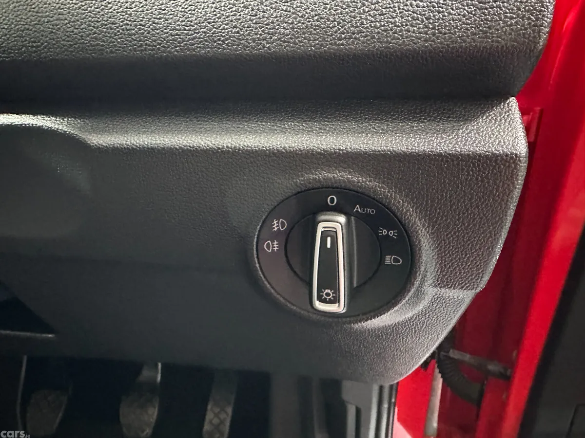 Volkswagen T-Roc SUV, Diesel, 2020, Red