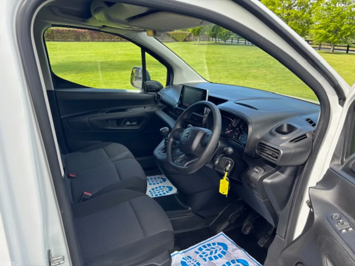 Citroen Berlingo Van, Diesel, 2023, White