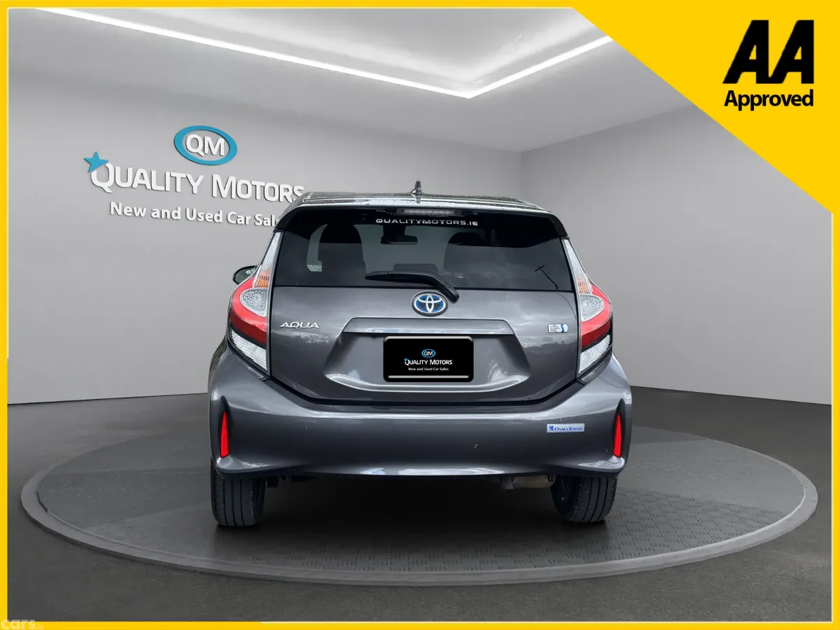 Toyota Aqua Hatchback, Petrol Hybrid, 2019, Grey