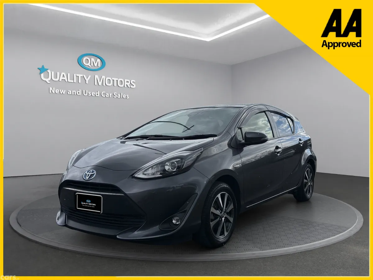 Toyota Aqua Hatchback, Petrol Hybrid, 2019, Grey