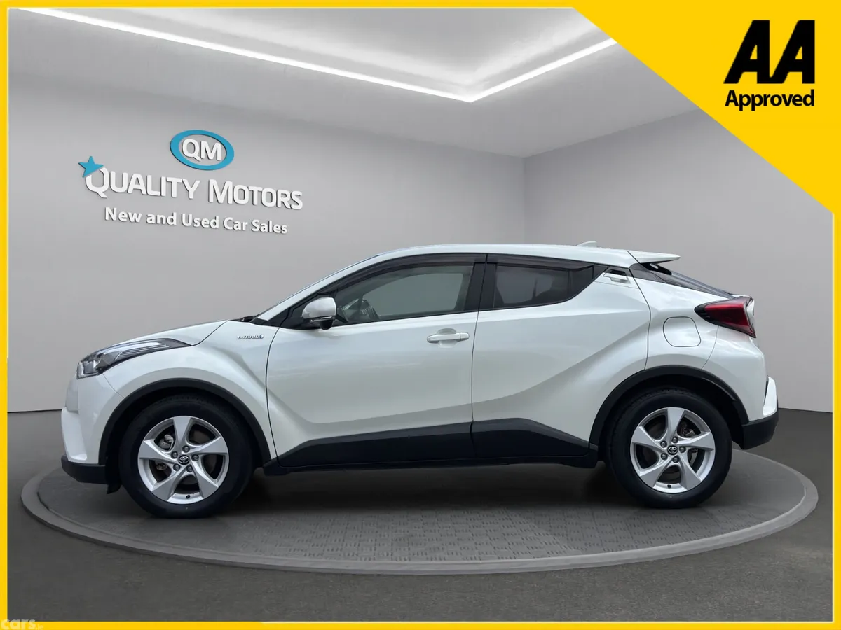 Toyota C-HR SUV, Petrol Hybrid, 2018, White