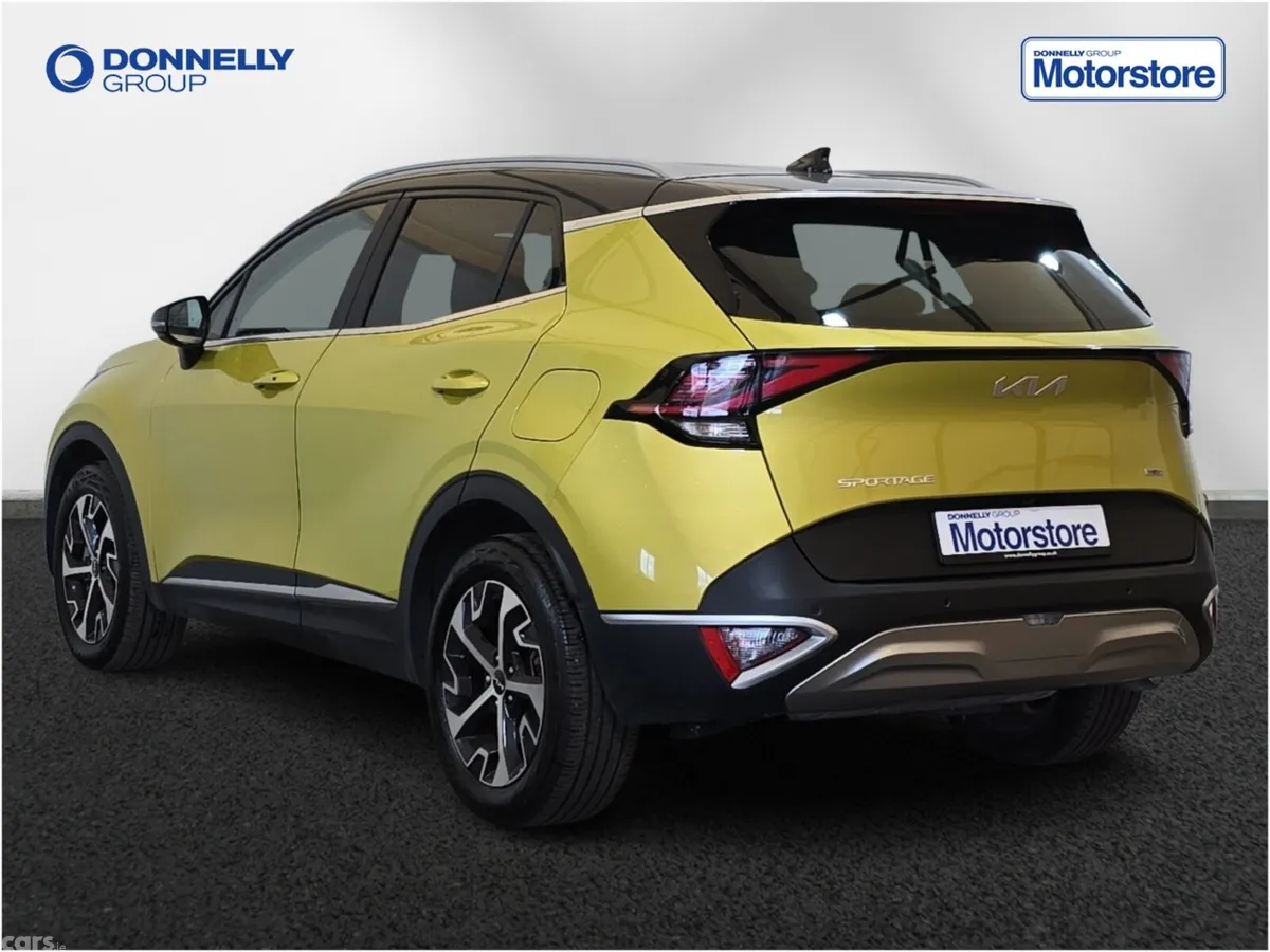 Kia Sportage Estate, Petrol Hybrid, 2023, Yellow