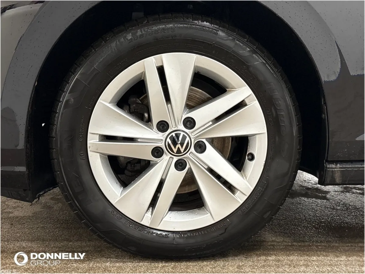 Volkswagen Golf Estate, Petrol, 2023, Black